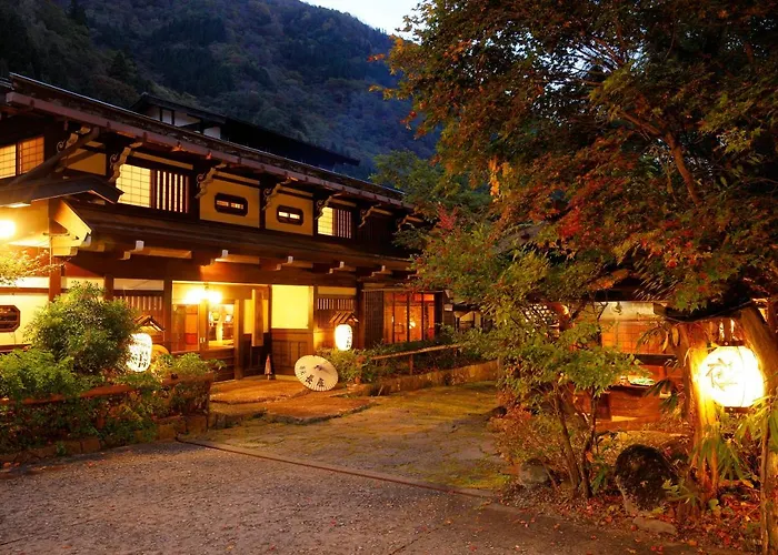 汤本朝哉日式旅馆