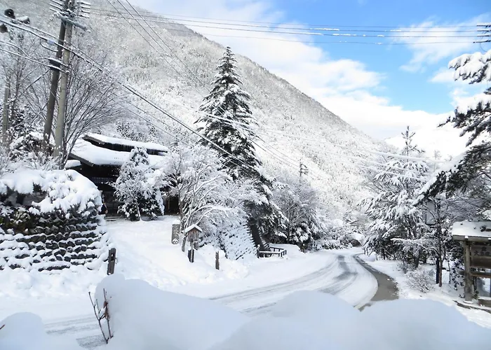 汤本朝哉日式旅馆