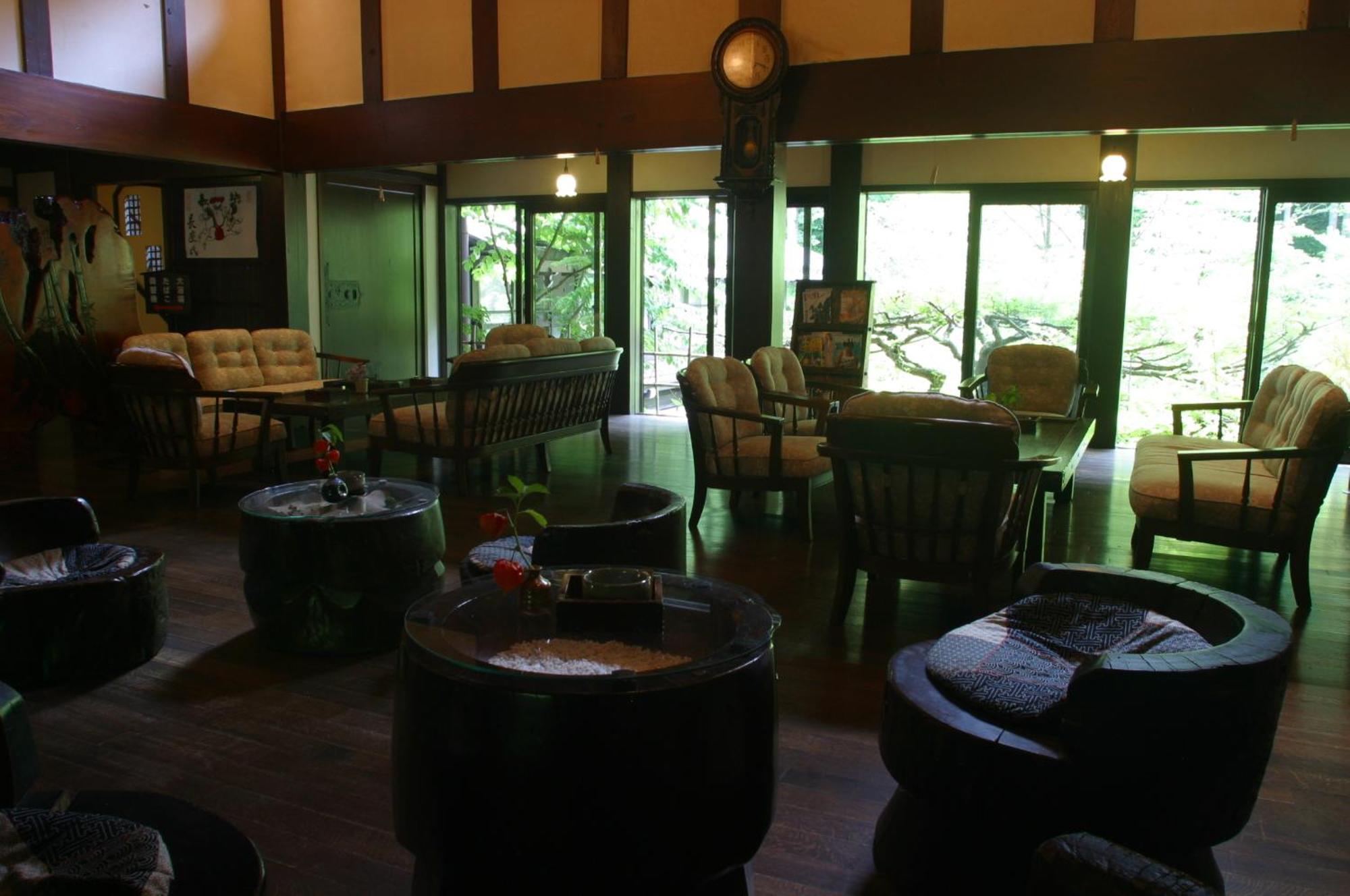 汤本朝哉日式旅馆