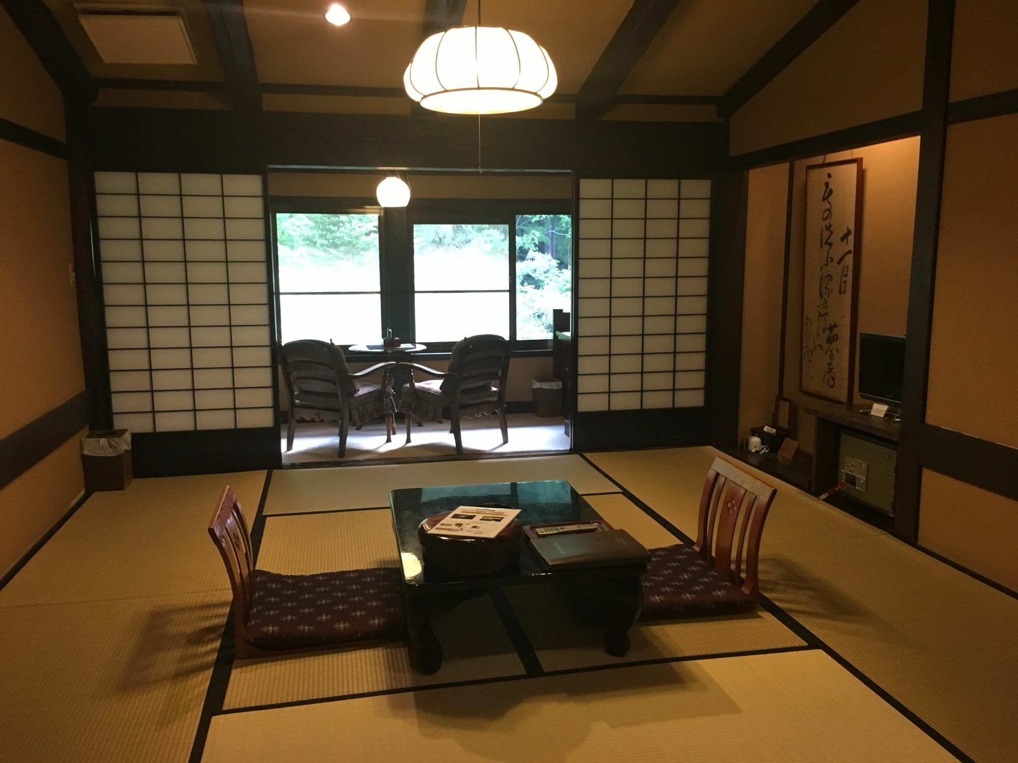 汤本朝哉日式旅馆