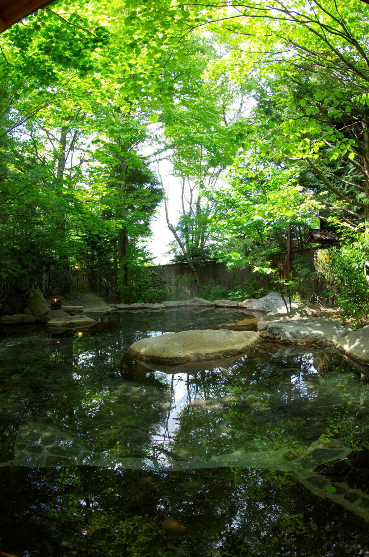 汤本朝哉日式旅馆