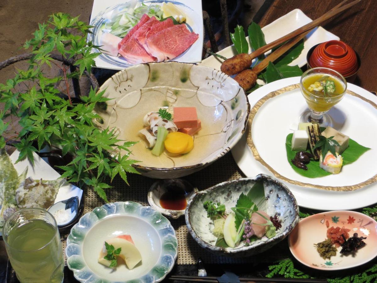 汤本朝哉日式旅馆 传统日式旅馆 4*